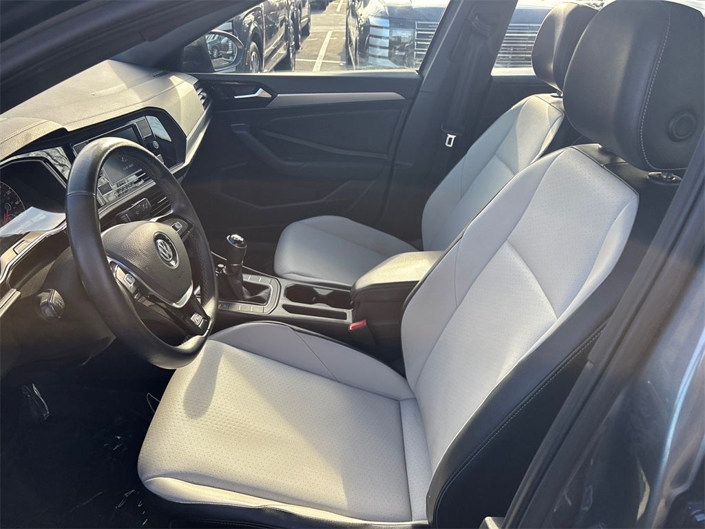 2020 Volkswagen Jetta R-Line