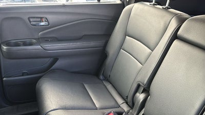 2021 Honda Pilot Touring 8 Passenger