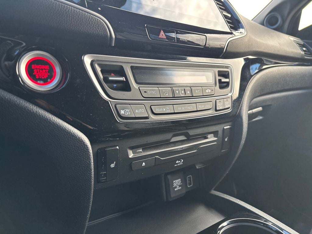 2021 Honda Pilot Touring 8 Passenger