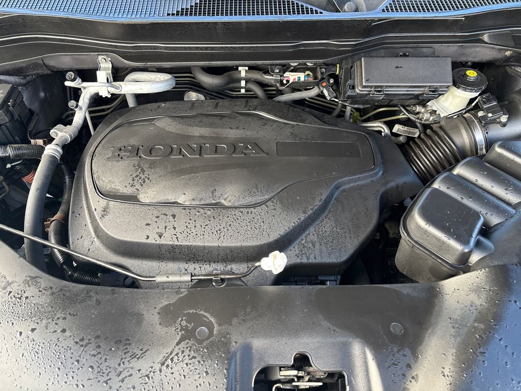 2021 Honda Pilot Touring 8 Passenger