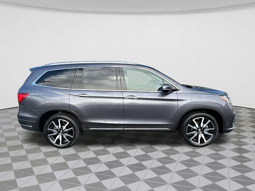2021 Honda Pilot Touring 8 Passenger