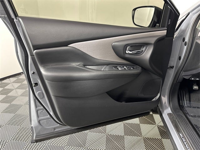 2023 Nissan Murano SV Midnight Edition Package