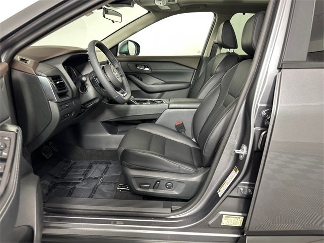 2023 Nissan Rogue SV Premium Package