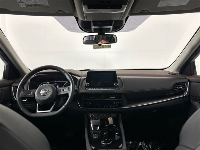 2023 Nissan Rogue SV Premium Package