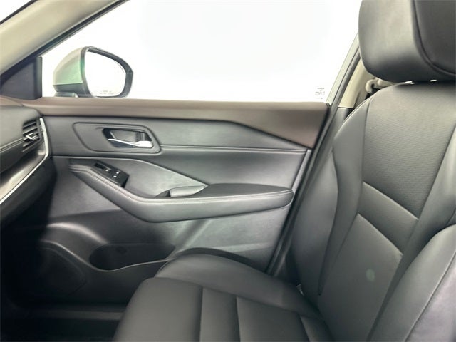 2023 Nissan Rogue SV Premium Package