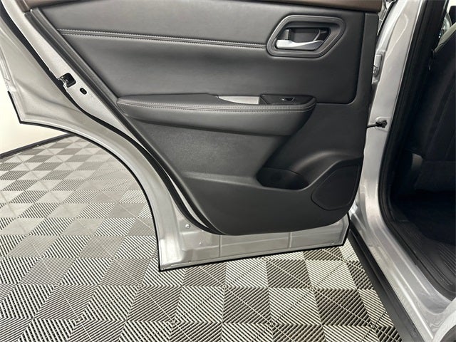 2023 Nissan Rogue SV Premium Package