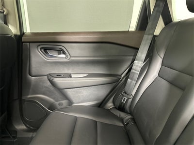 2023 Nissan Rogue SV Premium Package