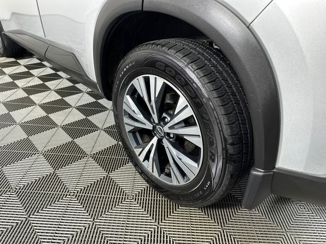 2023 Nissan Rogue SV Premium Package
