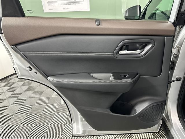 2023 Nissan Rogue SV Premium Package