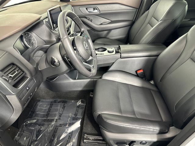 2023 Nissan Rogue SV Premium Package