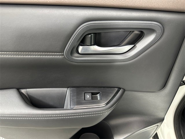 2023 Nissan Rogue SV Premium Package