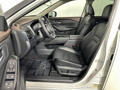 2023 Nissan Rogue SV Premium Package