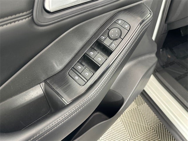 2023 Nissan Rogue SV Premium Package