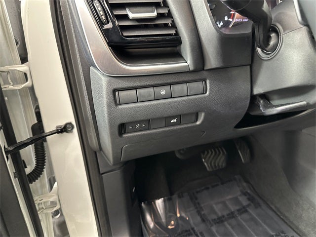 2023 Nissan Rogue SV Premium Package