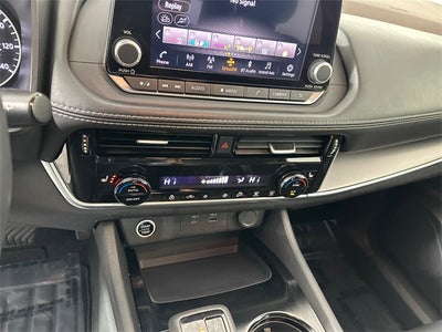 2023 Nissan Rogue SV Premium Package