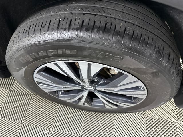 2023 Nissan Rogue SV Premium Package