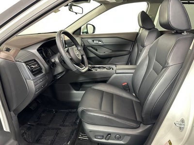 2023 Nissan Rogue SV Premium Package