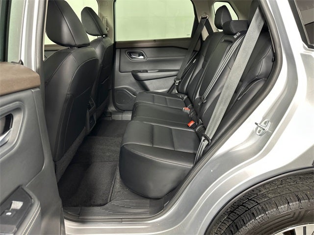 2023 Nissan Rogue SV Premium Package