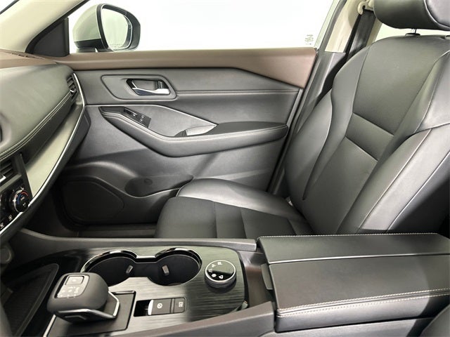 2023 Nissan Rogue SV Premium Package