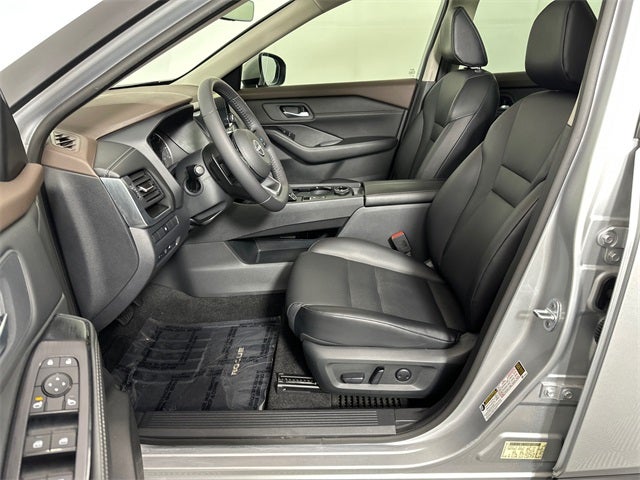 2023 Nissan Rogue SV Premium Package