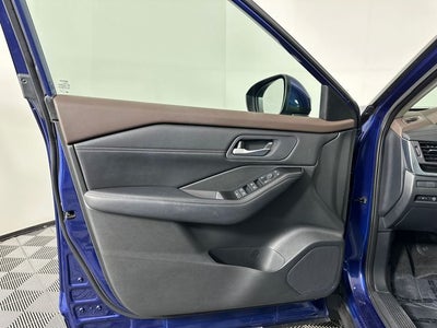 2023 Nissan Rogue SV Premium Package