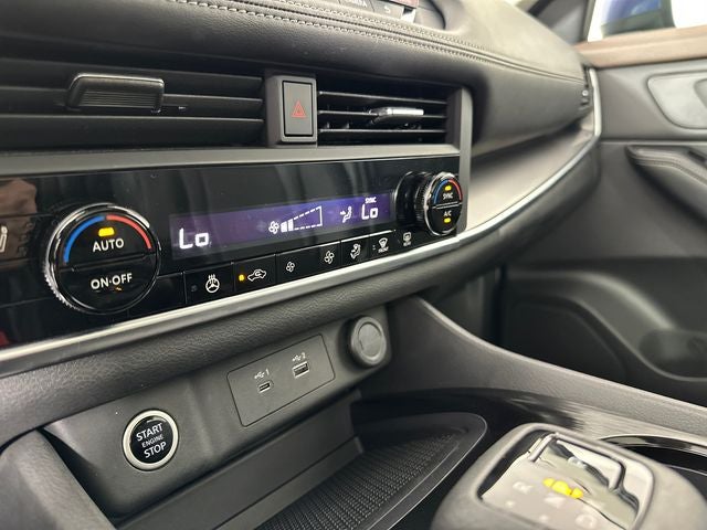 2023 Nissan Rogue SV Premium Package