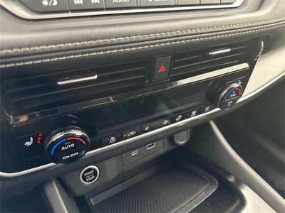 2023 Nissan Rogue SV Premium Package