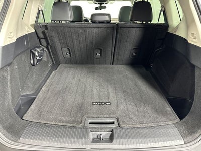 2023 Nissan Rogue SV Premium Package