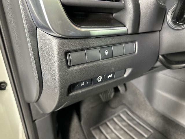 2023 Nissan Rogue SV Premium Package