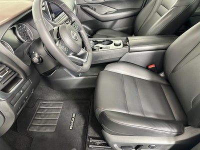 2023 Nissan Rogue SV Premium Package