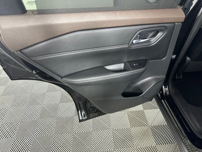 2023 Nissan Rogue SV Premium Package