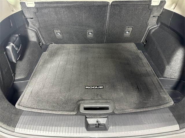 2023 Nissan Rogue SV Premium Package