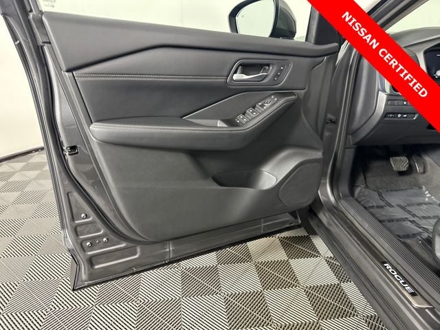 2024 Nissan Rogue SL Premium Package