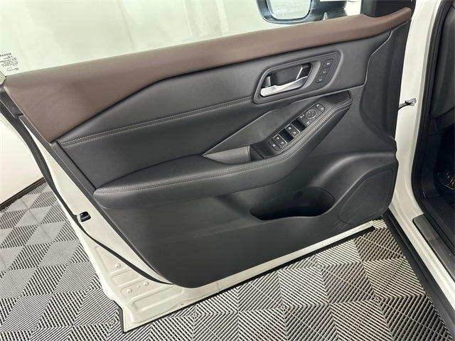 2023 Nissan Rogue SL Premium Package