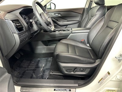 2023 Nissan Rogue SL Premium Package