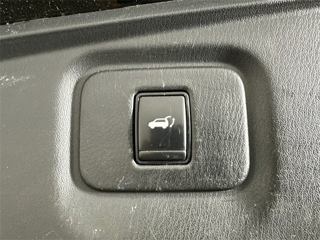 2018 Nissan Pathfinder SL