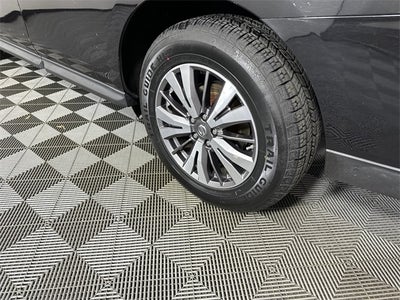 2018 Nissan Pathfinder SL