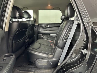 2018 Nissan Pathfinder SL