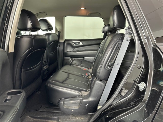 2018 Nissan Pathfinder SL