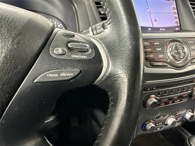 2018 Nissan Pathfinder SL