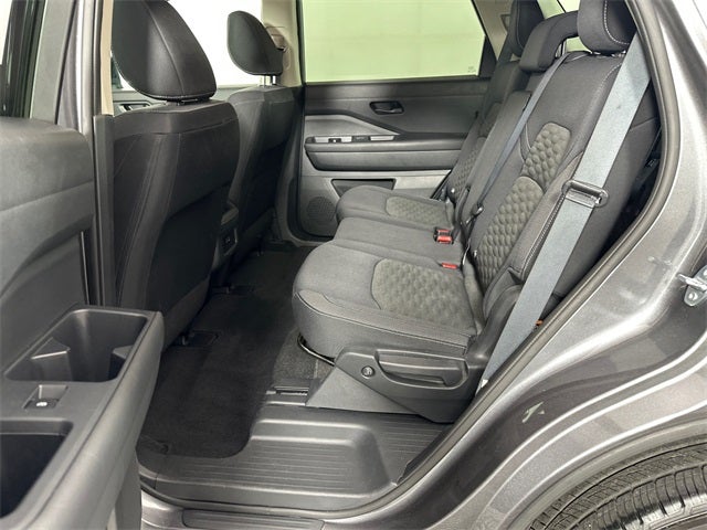 2024 Nissan Pathfinder S