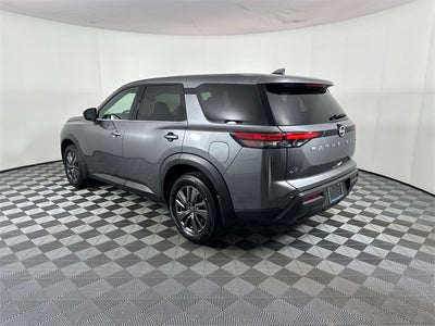 2024 Nissan Pathfinder S