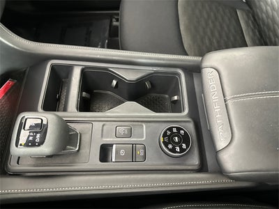 2024 Nissan Pathfinder S