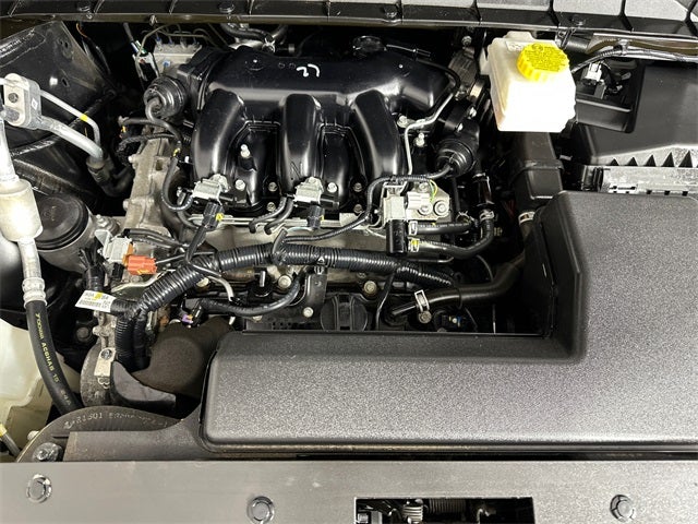 2024 Nissan Pathfinder S