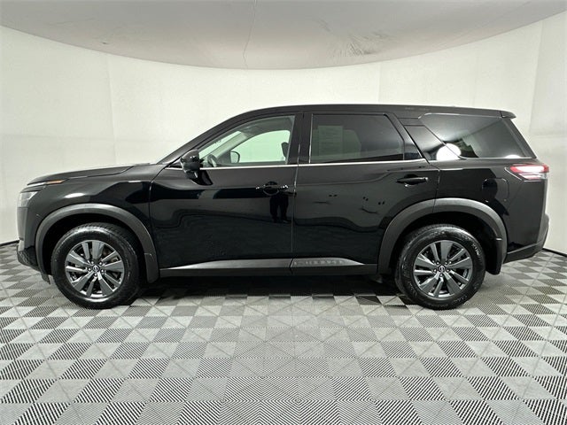 2024 Nissan Pathfinder S
