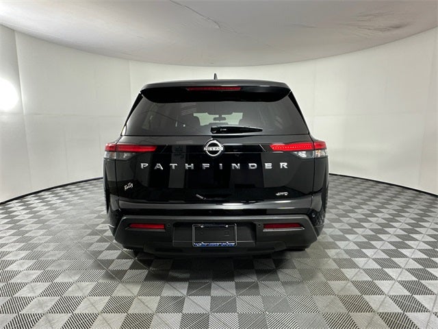 2024 Nissan Pathfinder S