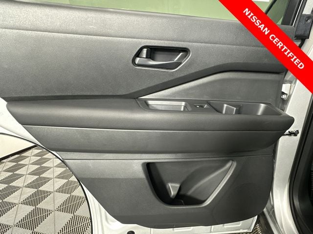 2024 Nissan Pathfinder S