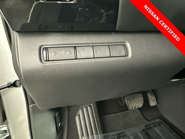 2024 Nissan Pathfinder S