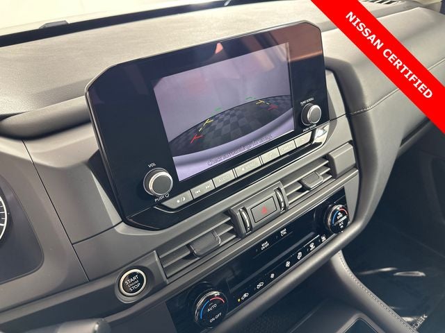 2024 Nissan Pathfinder S