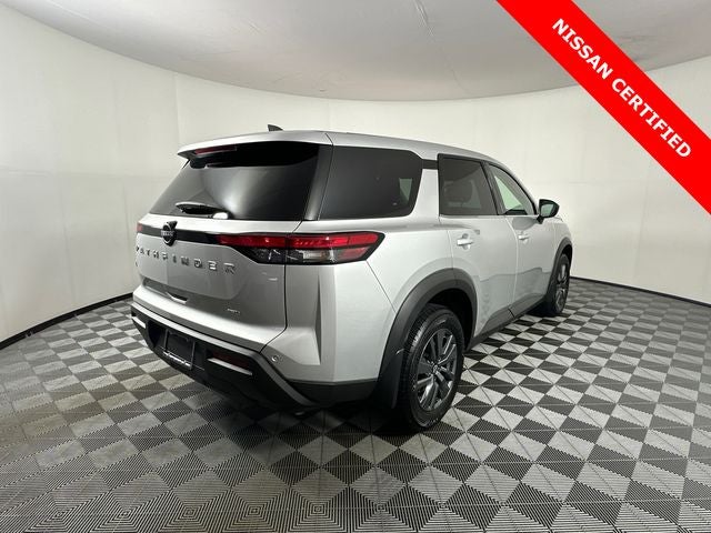2024 Nissan Pathfinder S